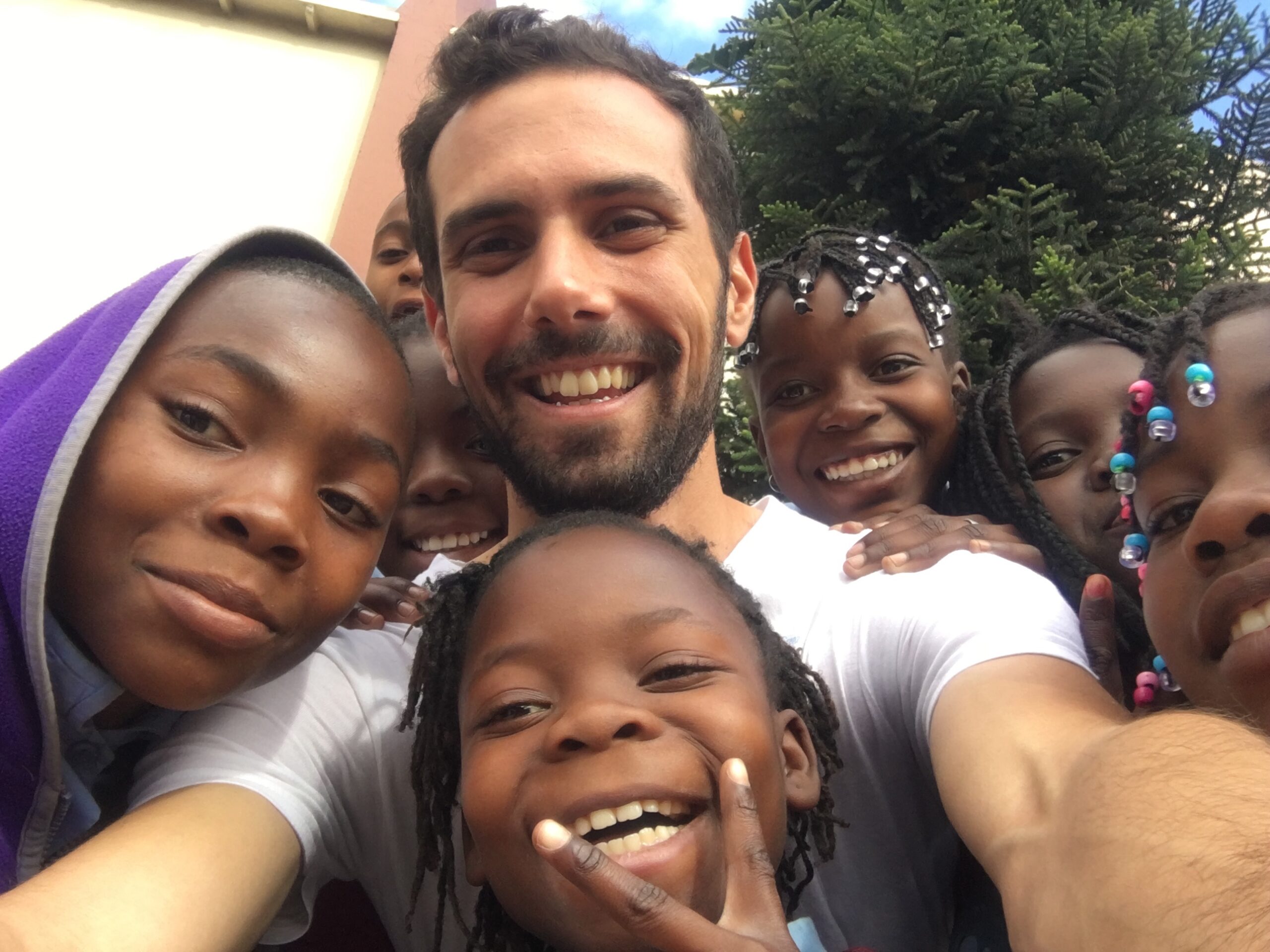 HighTechXL’S Luis Oliveira brigs the future to Mozambique school